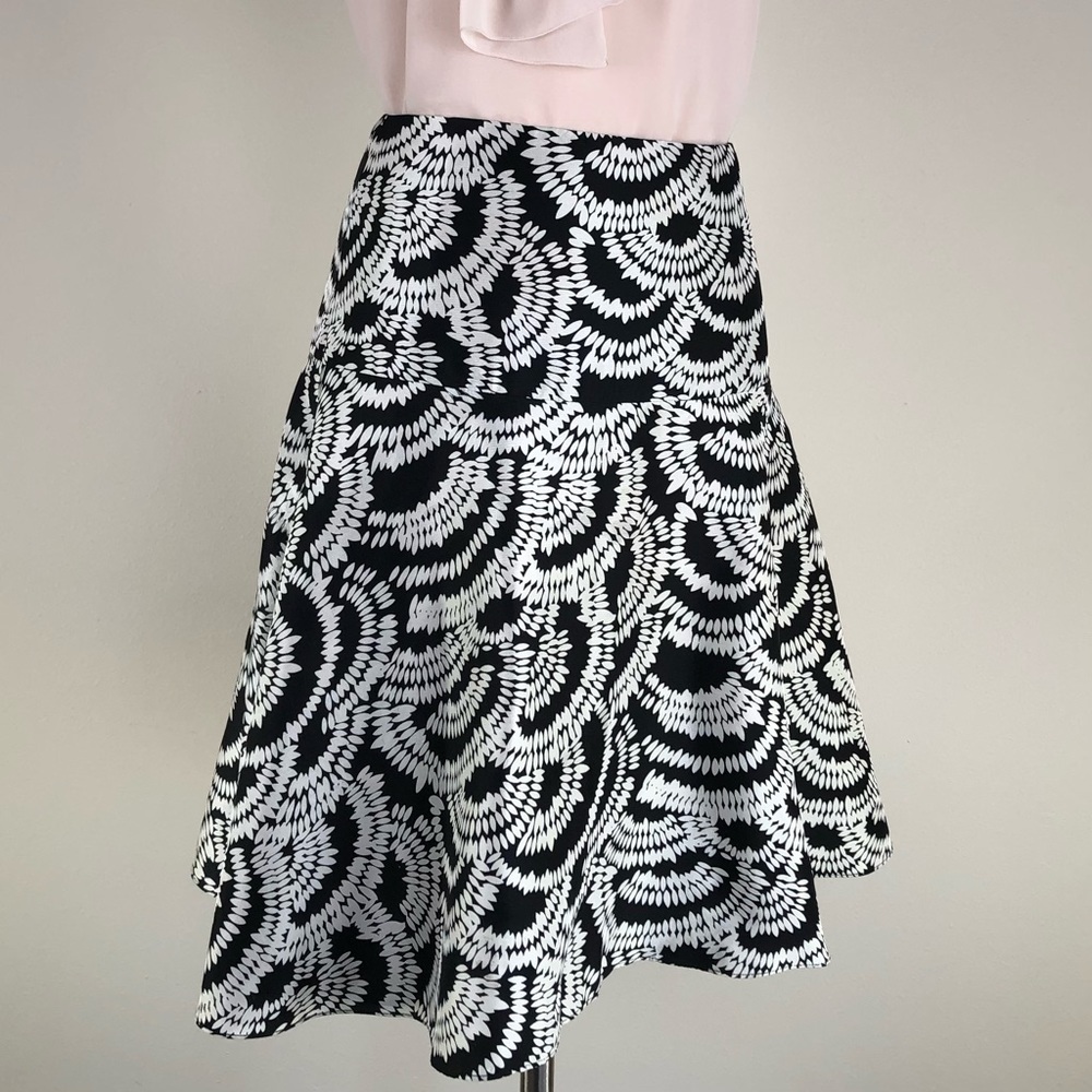 The Limited Size 0 Georgette Swing Skirt  Botanical Cream and Black